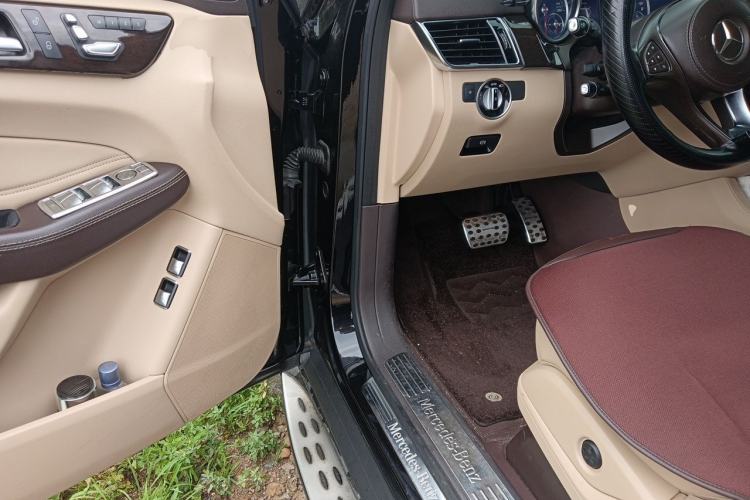 Used Mercedes-Benz GLS 2016 GLS 400 4MATIC Dynamic Model Driver Seat