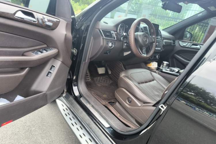 Used Mercedes-Benz GLS  Driver Seat