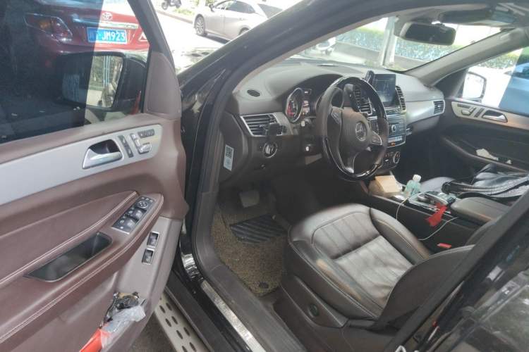 Used Mercedes-Benz GLS 2016 GLS 400 4MATIC Dynamic Model Driver Seat