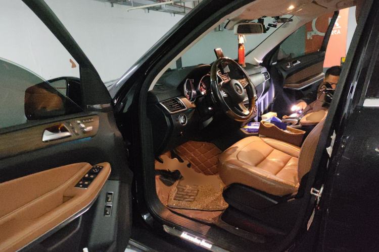 Used Mercedes-Benz GLS 2016 GLS 500 4MATIC Driver Seat
