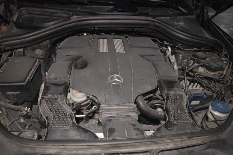 Used Mercedes-Benz GLS 2016 GLS 400 4MATIC Dynamic Model Engine Bay