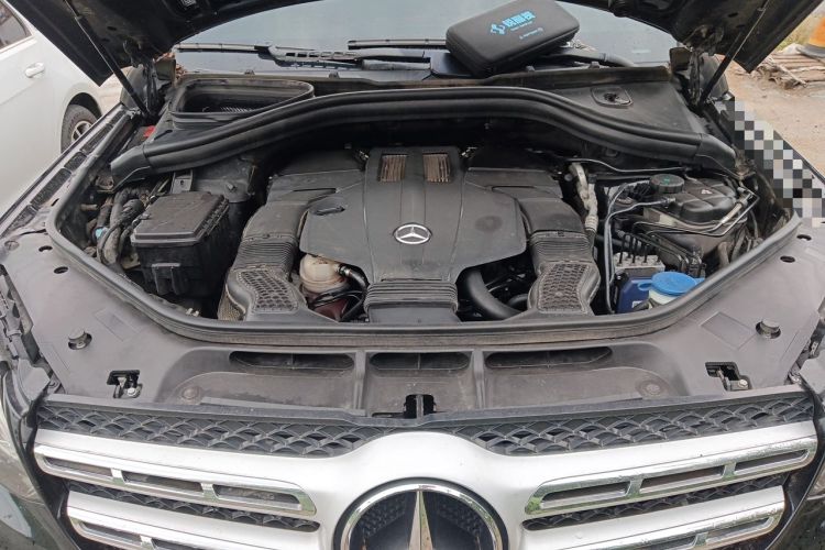 Used Mercedes-Benz GLS 2016 GLS 400 4MATIC Dynamic Model Engine Bay