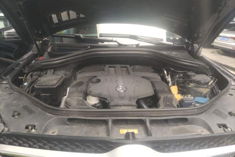 Used Mercedes-Benz GLS 2016 GLS 400 4MATIC Luxury Model Engine Bay