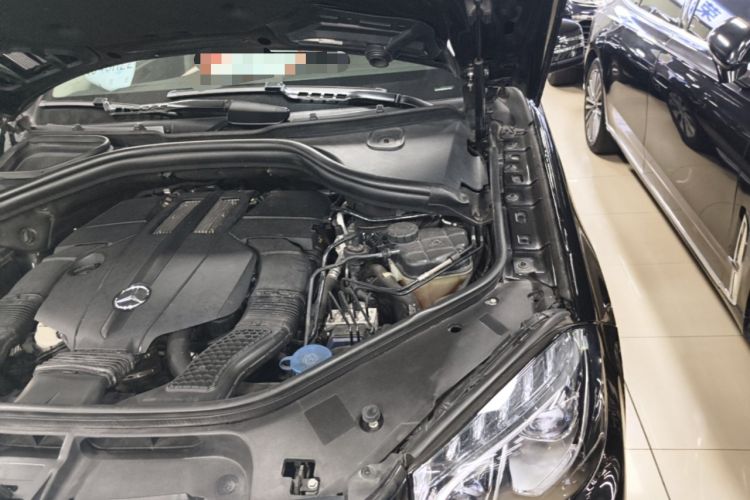 Used Mercedes-Benz GLS 2016 GLS 400 4MATIC Dynamic Model Engine Bay Left