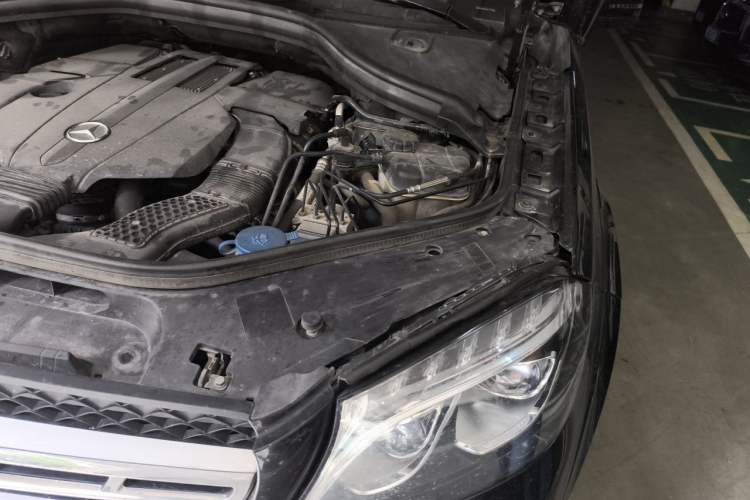 Used Mercedes-Benz GLS 2016 GLS 400 4MATIC Luxury Model Engine Bay Left