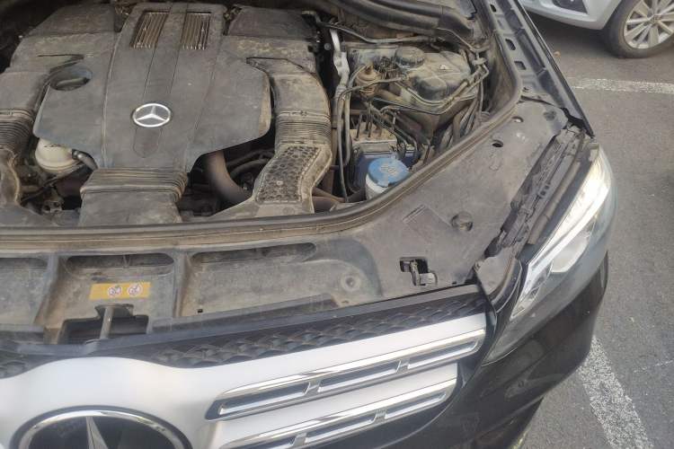 Used Mercedes-Benz GLS 2016 GLS 400 4MATIC Luxury Model Engine Bay Left
