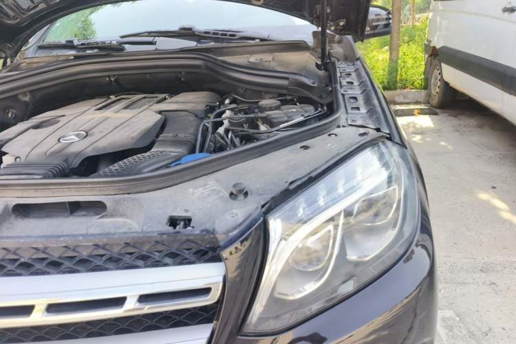 Used Mercedes-Benz GLS 2016 GLS 400 4MATIC Dynamic Model Engine Bay Left