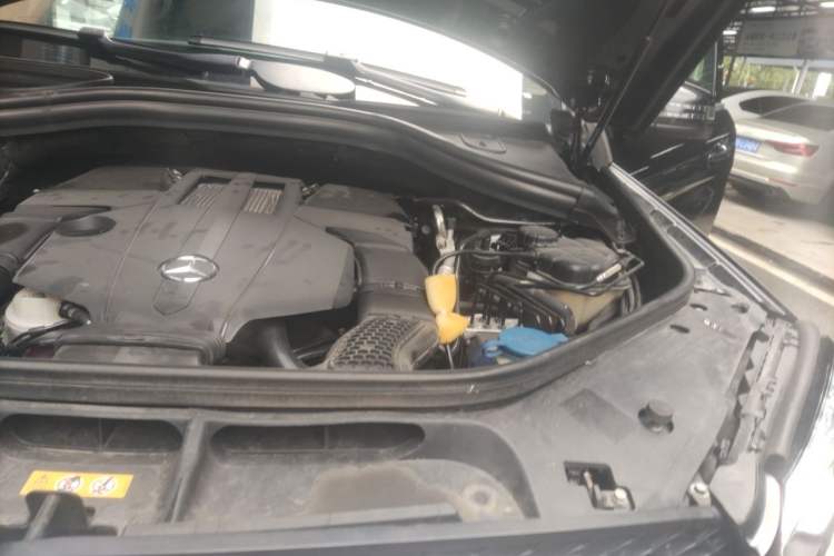 Used Mercedes-Benz GLS 2016 GLS 400 4MATIC Luxury Model Engine Bay Left