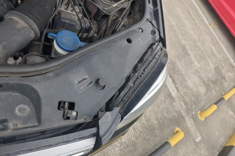 Used Mercedes-Benz GLS 2016 GLS 500 4MATIC Engine Bay Left