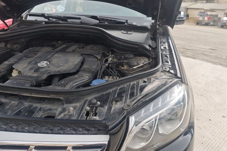 Used Mercedes-Benz GLS  Engine Bay Left