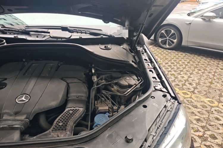 Used Mercedes-Benz GLS 2016 GLS 400 4MATIC Dynamic Model Engine Bay Left