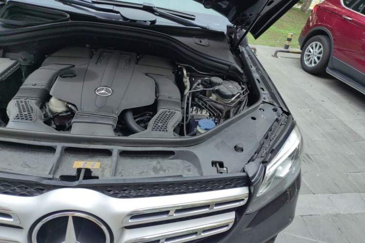 Used Mercedes-Benz GLS 2016 GLS 400 4MATIC Luxury Model Engine Bay Left