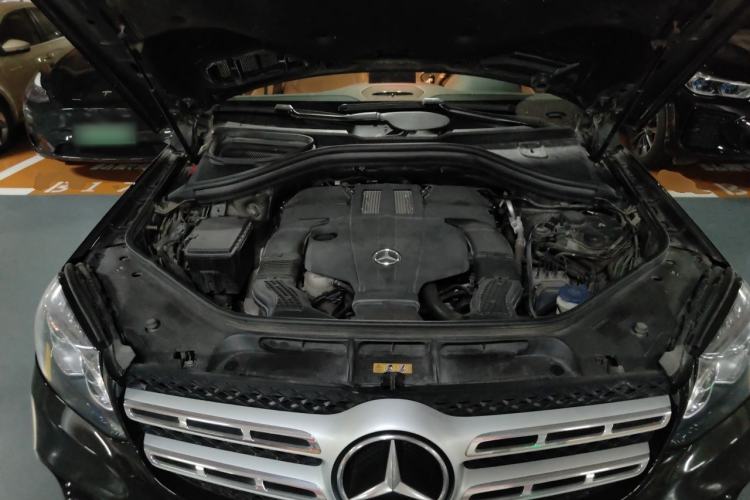 Used Mercedes-Benz GLS 2016 GLS 400 4MATIC Luxury Model Engine Bay