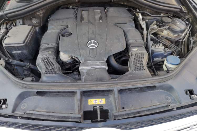 Used Mercedes-Benz GLS 2016 GLS 400 4MATIC Dynamic Model Engine Bay