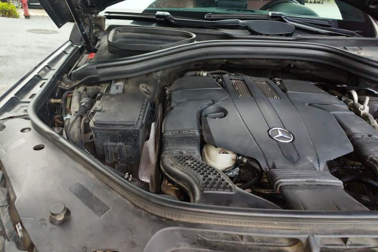 Used Mercedes-Benz GLS 2016 GLS 400 4MATIC Luxury Model Engine Bay Right