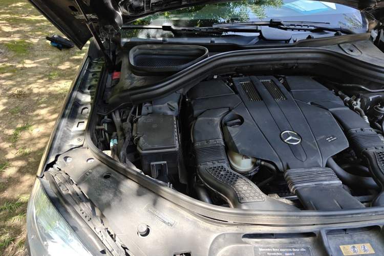 Used Mercedes-Benz GLS  Engine Bay Right