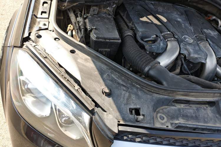 Used Mercedes-Benz GLS 2016 GLS 500 4MATIC Engine Bay Right