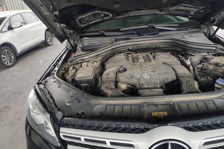 Used Mercedes-Benz GLS  Engine Bay Right
