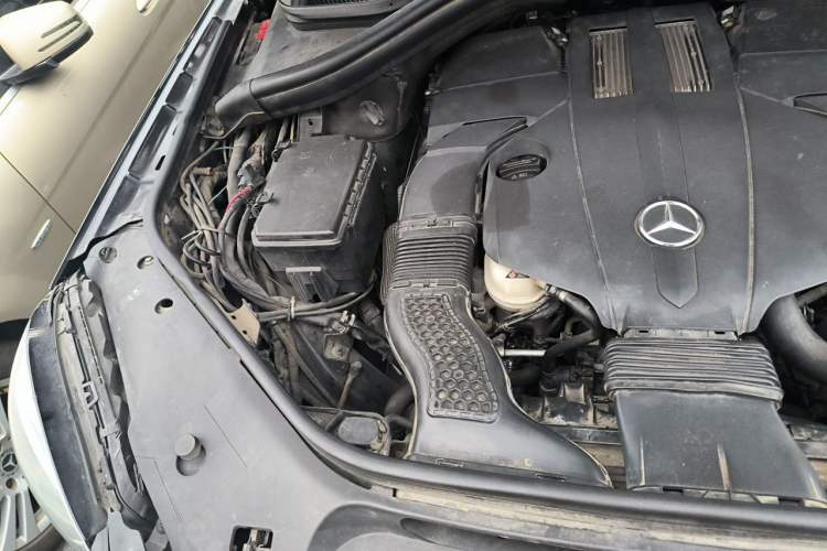 Used Mercedes-Benz GLS 2016 GLS 400 4MATIC Dynamic Model Engine Bay Right