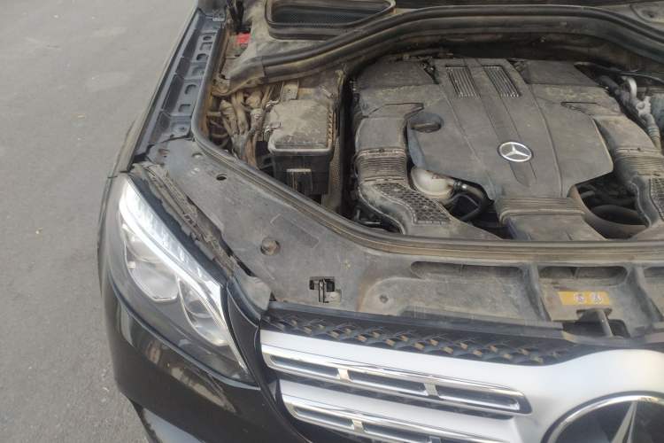 Used Mercedes-Benz GLS 2016 GLS 400 4MATIC Luxury Model Engine Bay Right
