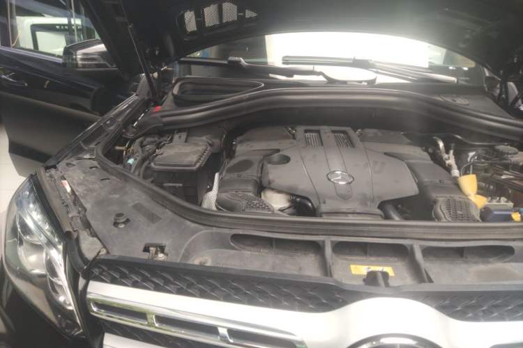 Used Mercedes-Benz GLS 2016 GLS 400 4MATIC Luxury Model Engine Bay Right