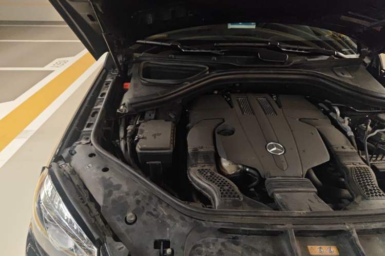 Used Mercedes-Benz GLS 2016 GLS 400 4MATIC Dynamic Model Engine Bay Right