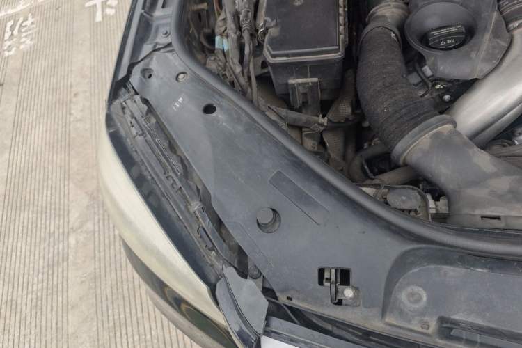 Used Mercedes-Benz GLS 2016 GLS 500 4MATIC Engine Bay Right