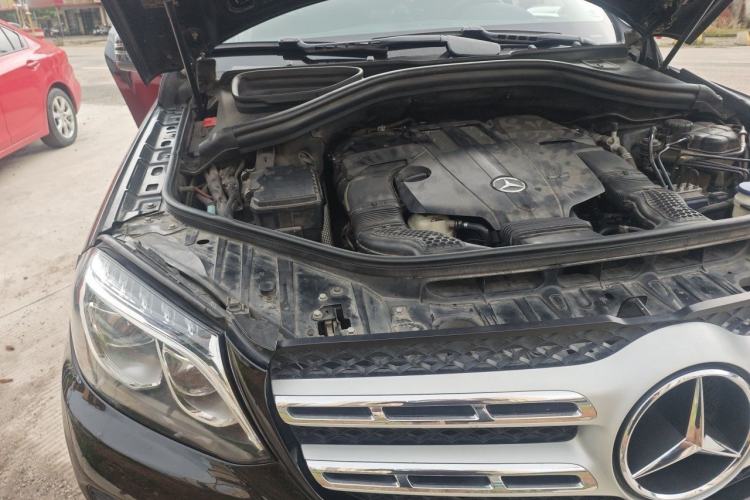 Used Mercedes-Benz GLS  Engine Bay Right