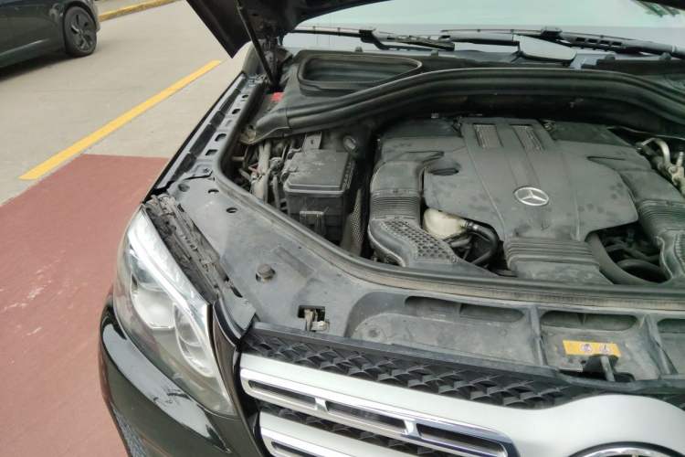 Used Mercedes-Benz GLS 2016 GLS 400 4MATIC Dynamic Model Engine Bay Right