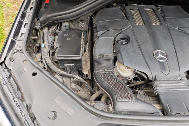 Used Mercedes-Benz GLS 2016 GLS 400 4MATIC Dynamic Model Engine Bay Right