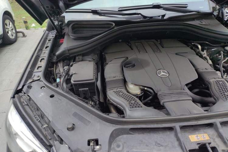 Used Mercedes-Benz GLS 2016 GLS 400 4MATIC Luxury Model Engine Bay Right