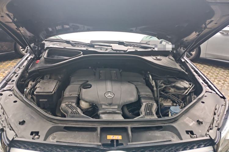 Used Mercedes-Benz GLS 2016 GLS 400 4MATIC Dynamic Model Engine Bay