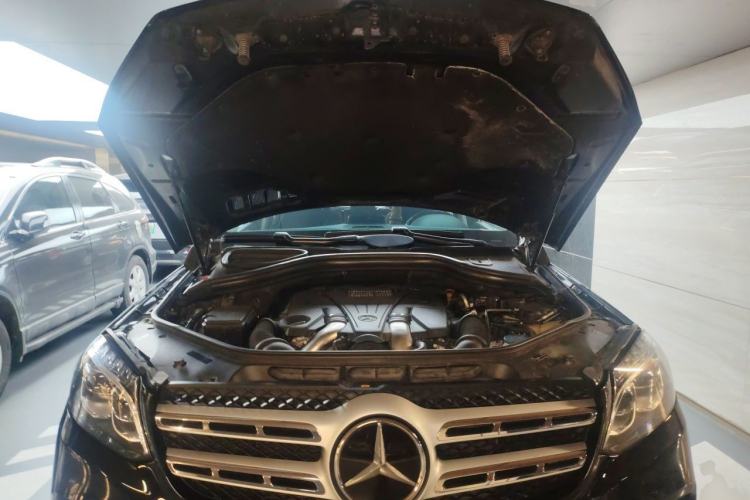 Used Mercedes-Benz GLS 2016 GLS 500 4MATIC Engine Bay