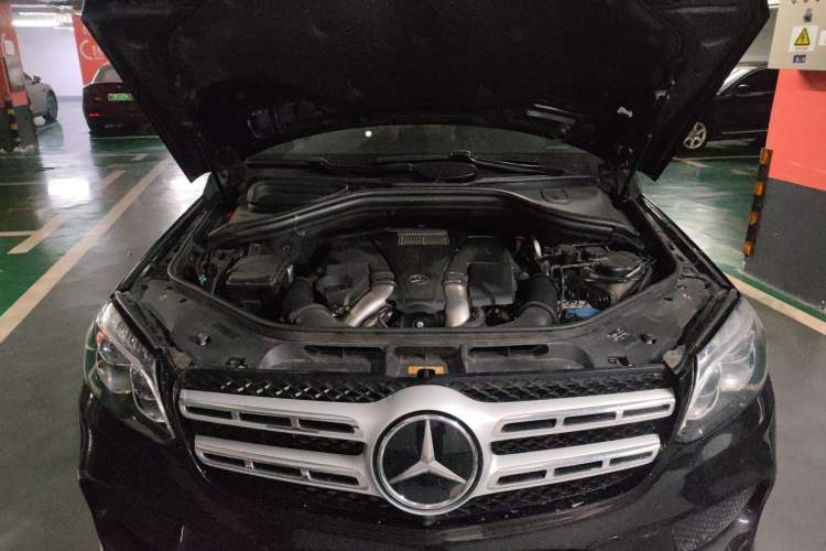 Used Mercedes-Benz GLS 2016 GLS 500 4MATIC Engine Bay