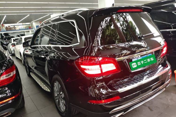 Used Mercedes-Benz GLS 2016 GLS 400 4MATIC Dynamic Model Exterior 2