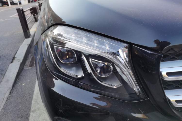 Used Mercedes-Benz GLS 2016 GLS 400 4MATIC Dynamic Model Exterior 6