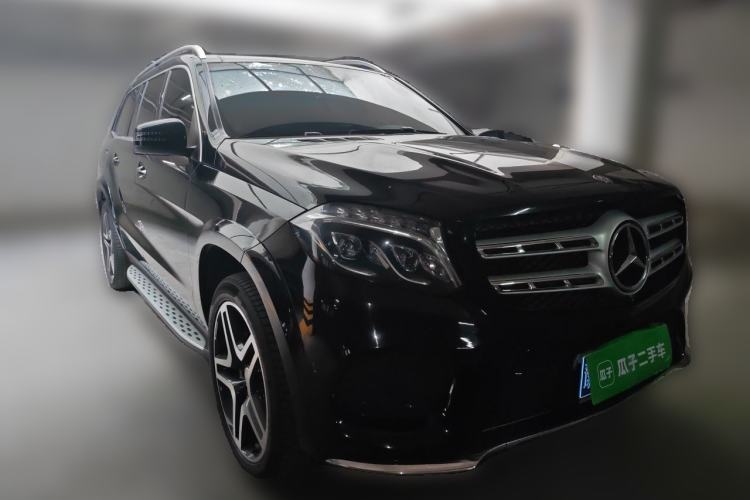 Used Mercedes-Benz GLS 2016 GLS 400 4MATIC Luxury Model Front Right 45 Deg