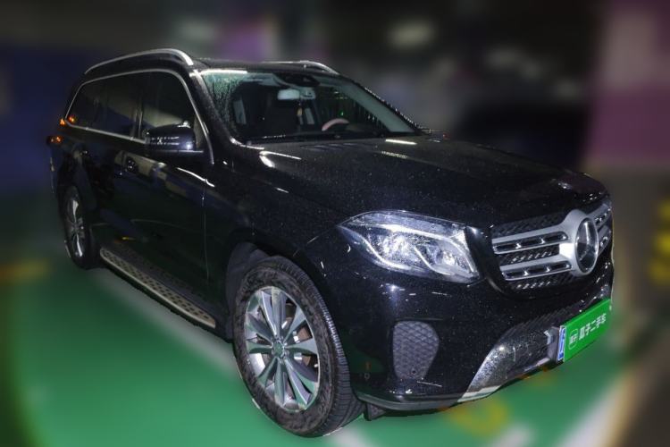 Used Mercedes-Benz GLS 2016 GLS 400 4MATIC Dynamic Model Front Right 45 Deg