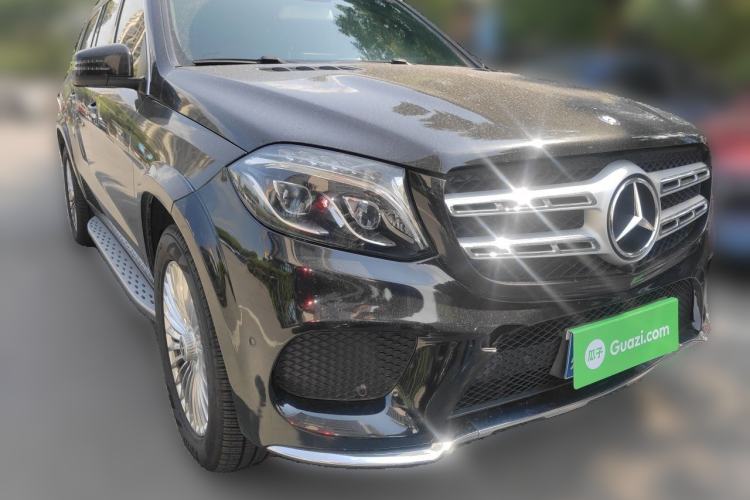 Used Mercedes-Benz GLS 2016 GLS 400 4MATIC Dynamic Model Front Right 45 Deg