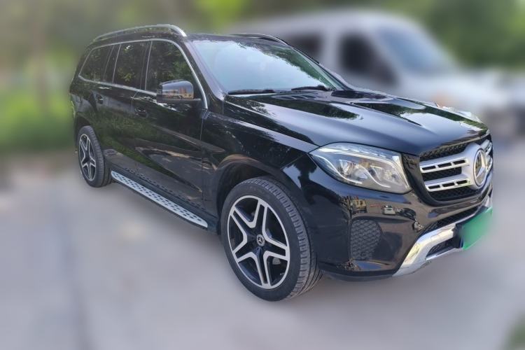 Used Mercedes-Benz GLS 2016 GLS 400 4MATIC Dynamic Model Front Right 45 Deg