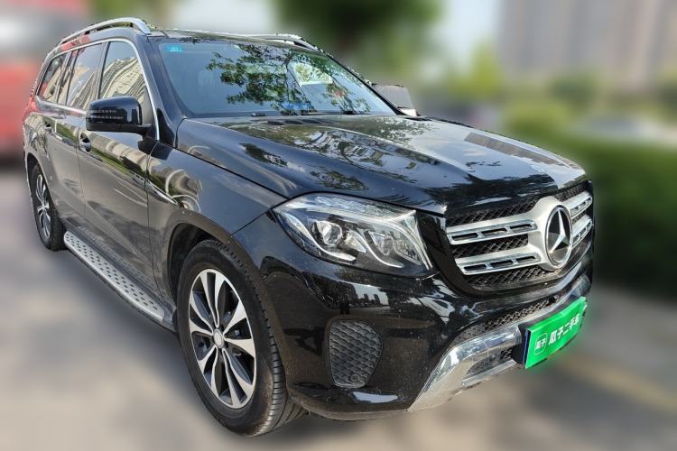 Used Mercedes-Benz GLS 2016 GLS 400 4MATIC Dynamic Model Front Right 45 Deg