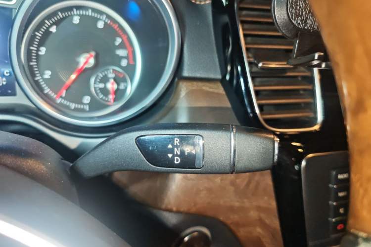 Used Mercedes-Benz GLS 2016 GLS 500 4MATIC Gear Lever