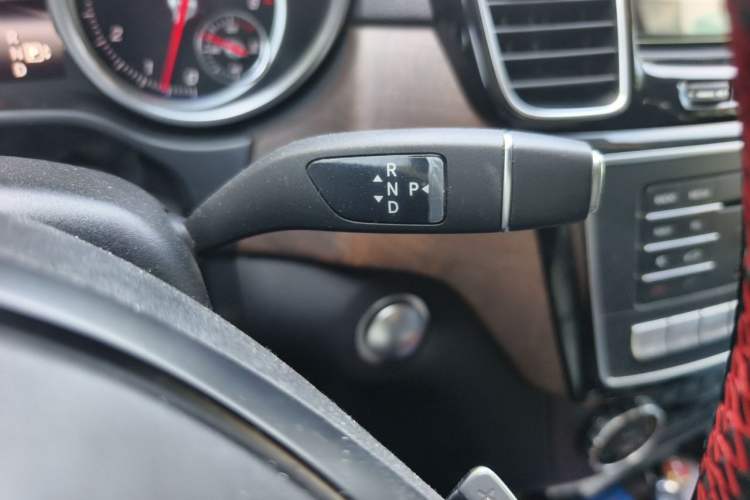 Used Mercedes-Benz GLS 2016 GLS 400 4MATIC Dynamic Model Gear Lever
