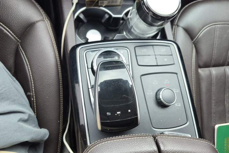 Used Mercedes-Benz GLS  Gear Lever
