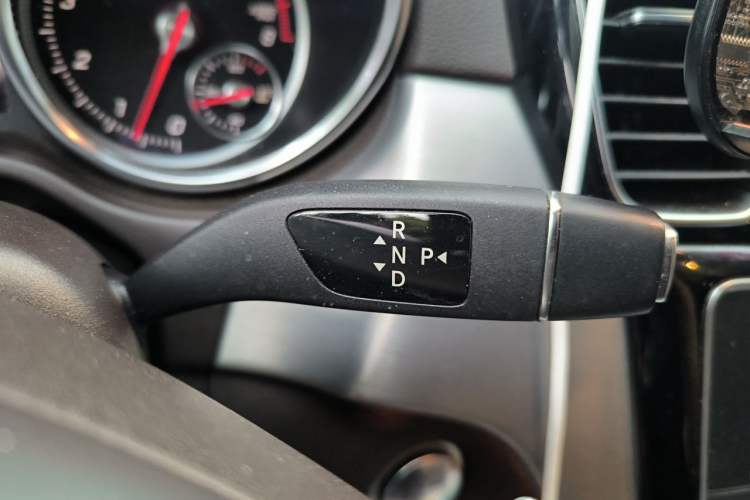 Used Mercedes-Benz GLS 2016 GLS 400 4MATIC Dynamic Model Gear Lever