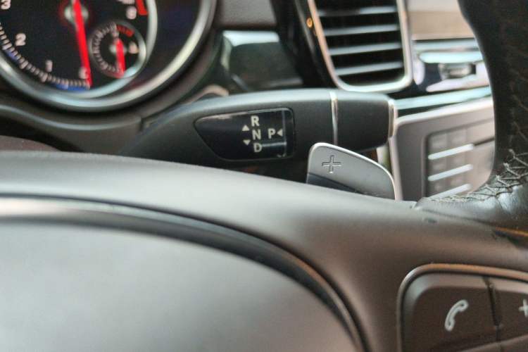 Used Mercedes-Benz GLS  Gear Lever