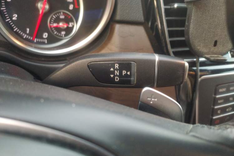 Used Mercedes-Benz GLS 2016 GLS 400 4MATIC Luxury Model Gear Lever