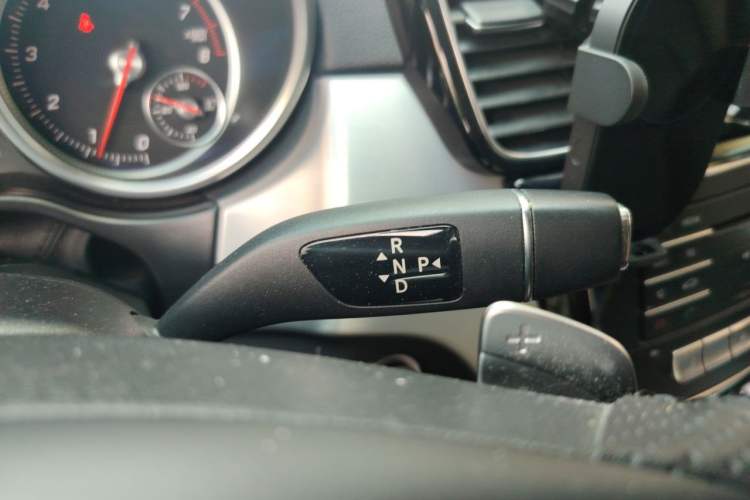 Used Mercedes-Benz GLS 2016 GLS 400 4MATIC Dynamic Model Gear Lever