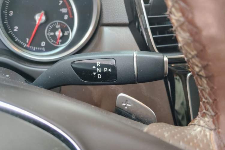 Used Mercedes-Benz GLS 2016 GLS 400 4MATIC Dynamic Model Gear Lever
