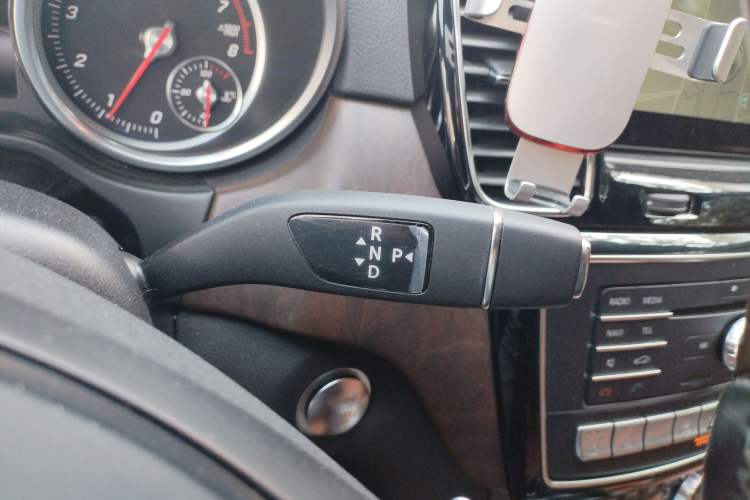 Used Mercedes-Benz GLS 2016 GLS 500 4MATIC Gear Lever